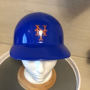 New York Mets Vintage 1970's Blue Full Size Plastic Souvenir Batting Helmet